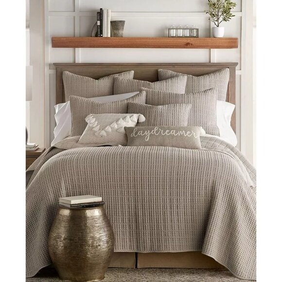 Levtex Home Mills Quilt Set Desert Sage 68" X 86" Cotton Waffle Texture - Picture 1 of 7